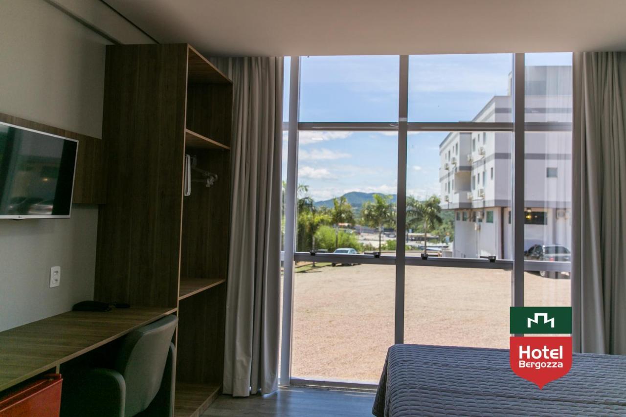 Hotel Bergozza Rio do Sul Exterior foto